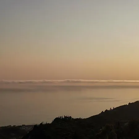 Horizon Blue Daire *